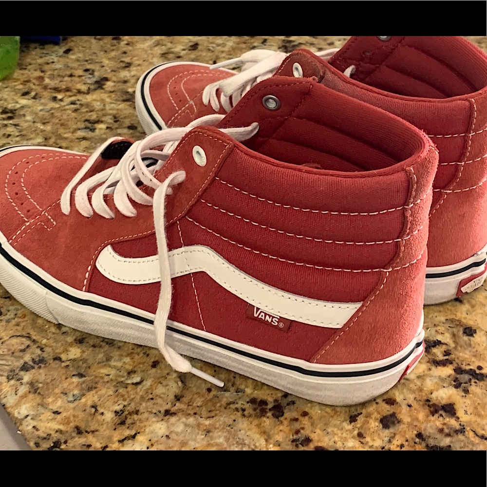Vans Burgundy/Rose Sk8-Hi (10) — Pro